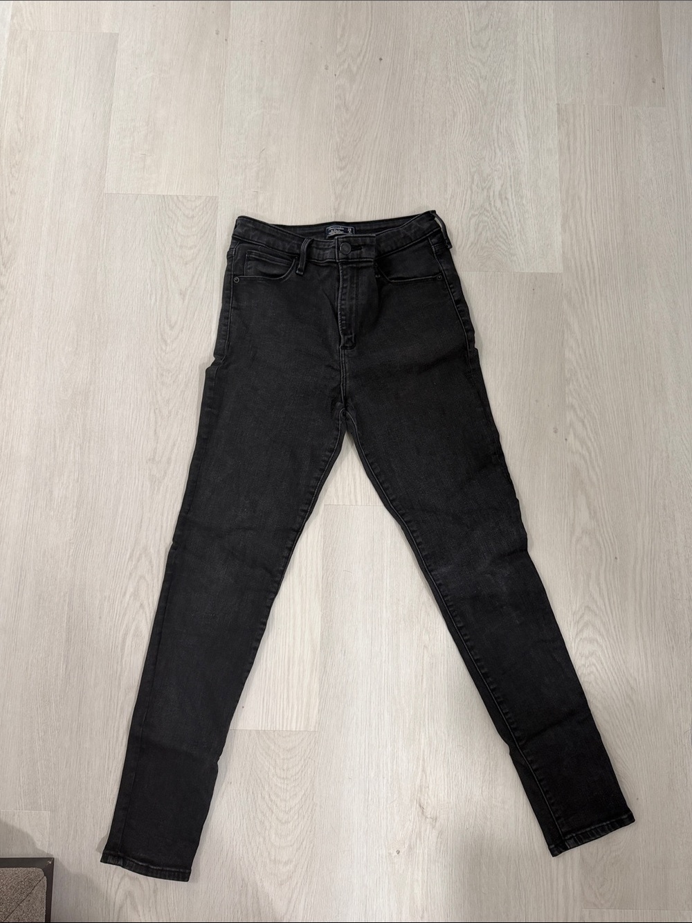 Abercrombie & Fitch Black Skinny Jeans - High-Rise Style